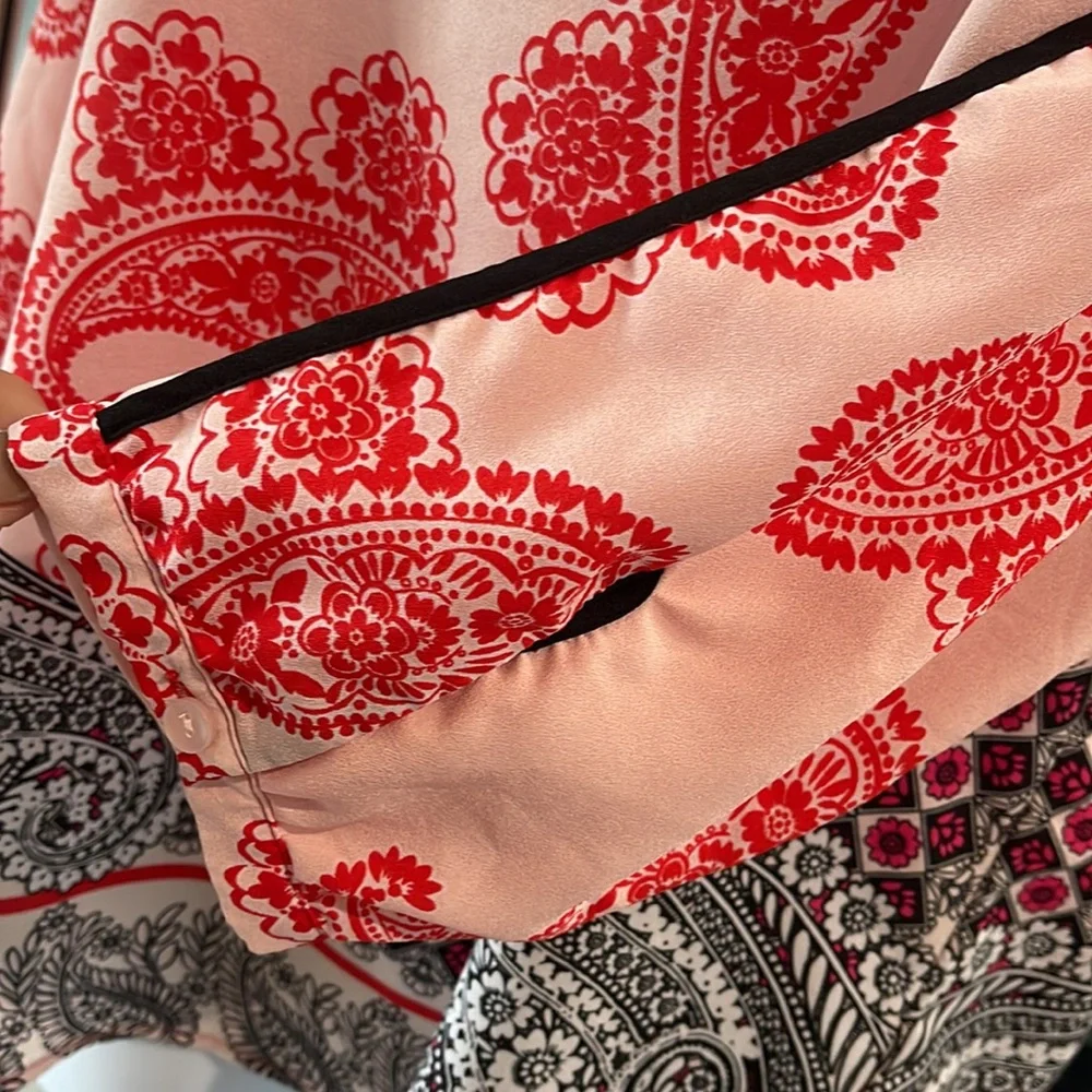 New York & Company paisley blouse size small - Picture 4 of 5